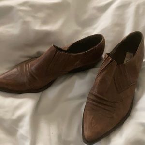 Guess cropped booties